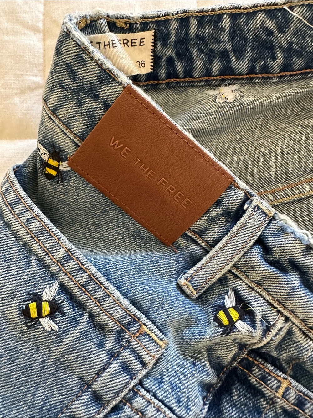 New Never Worn, We The Free Bee Barrel Jean Size 26 - Picture 7 of 7